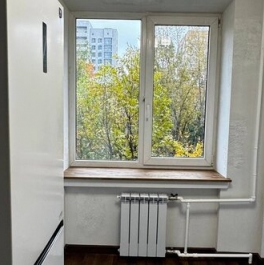 Продажа 2-комн квартиры на вторичном рынке улица Академика Комарова,  д. 18А