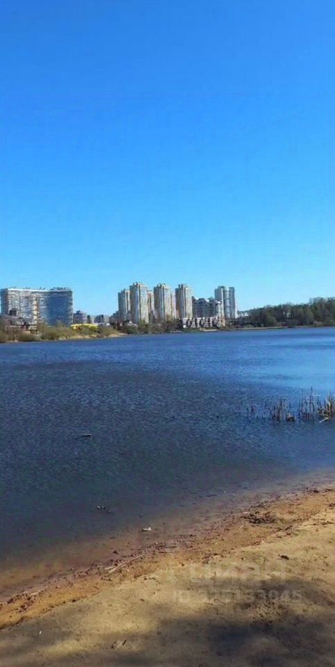 Продажа 3-комн квартиры на вторичном рынке Шувалово тер., улица Береговая, 24