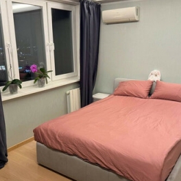 Продажа 3-комн квартиры на вторичном рынке Гурьянова ул,  д. 2 к3