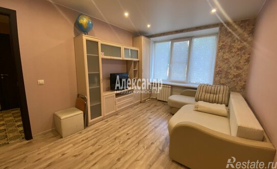 Аренда 2-комн квартиры на вторичном рынке Петергоф г, Разводная ул,  д. 23