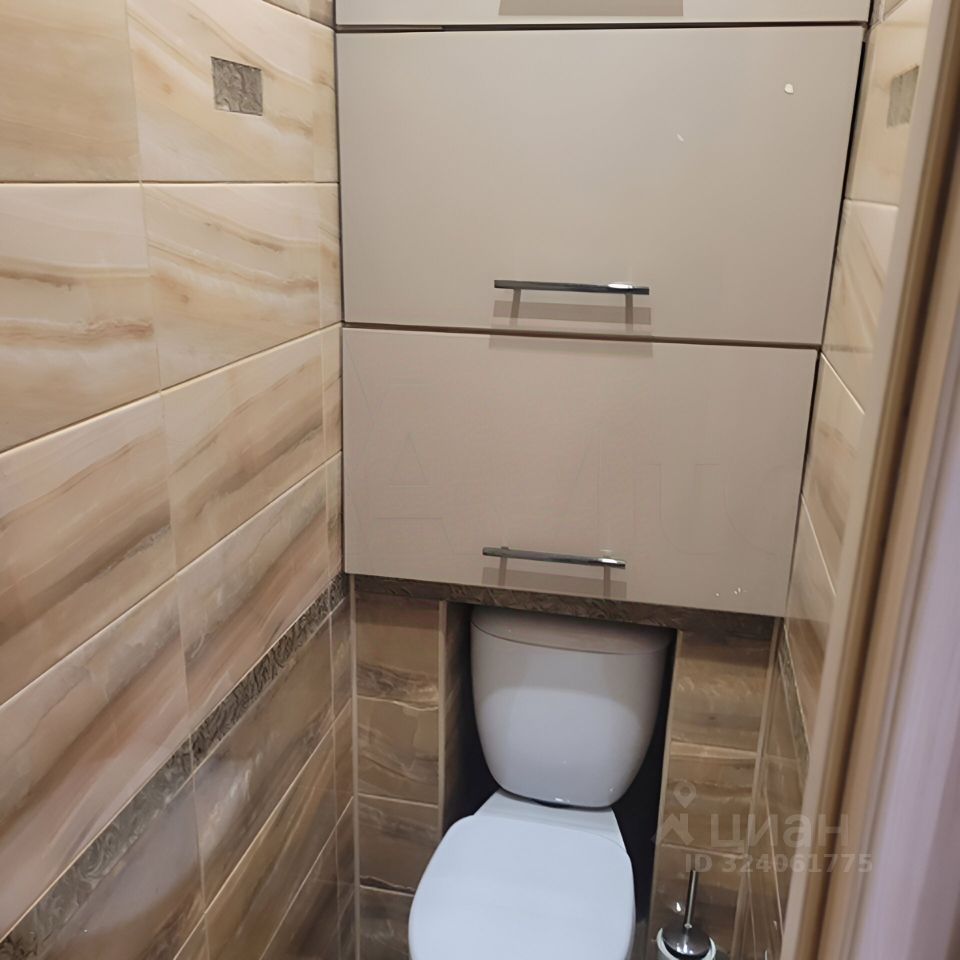 Продажа 3-комн квартиры на вторичном рынке Коммунар г., улица Гатчинская, 16А