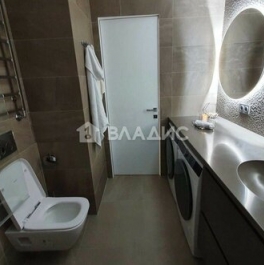 Продажа 2-комн квартиры на вторичном рынке Рублевское ш,  д. 101