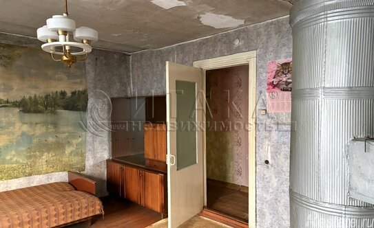 Продажа 2-комн квартиры на вторичном рынке Лодейное Поле, ул Песочная,  д. 2