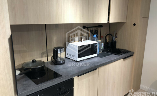 Продажа 1-комн квартиры на вторичном рынке улица Коминтерна,  д. 22 к1