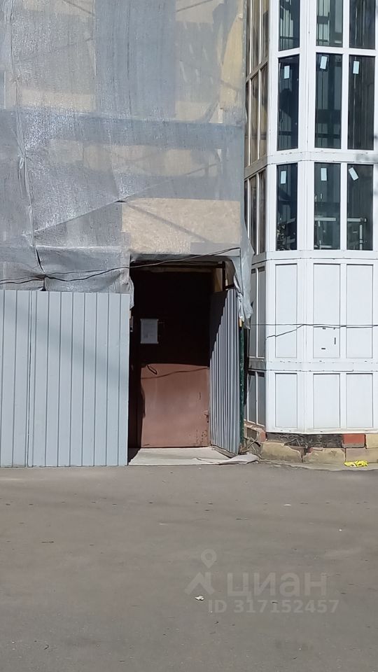 Продажа 2-комн квартиры на вторичном рынке Караванная улица, 24-26