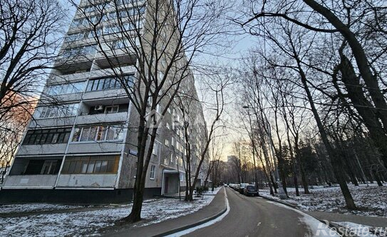 Продажа 3-комн квартиры на вторичном рынке ул Давыдковская,  д. 10,  к. 6