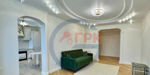 3-комн квартира ул Кашёнкин Луг,  д. 8,  к. 3