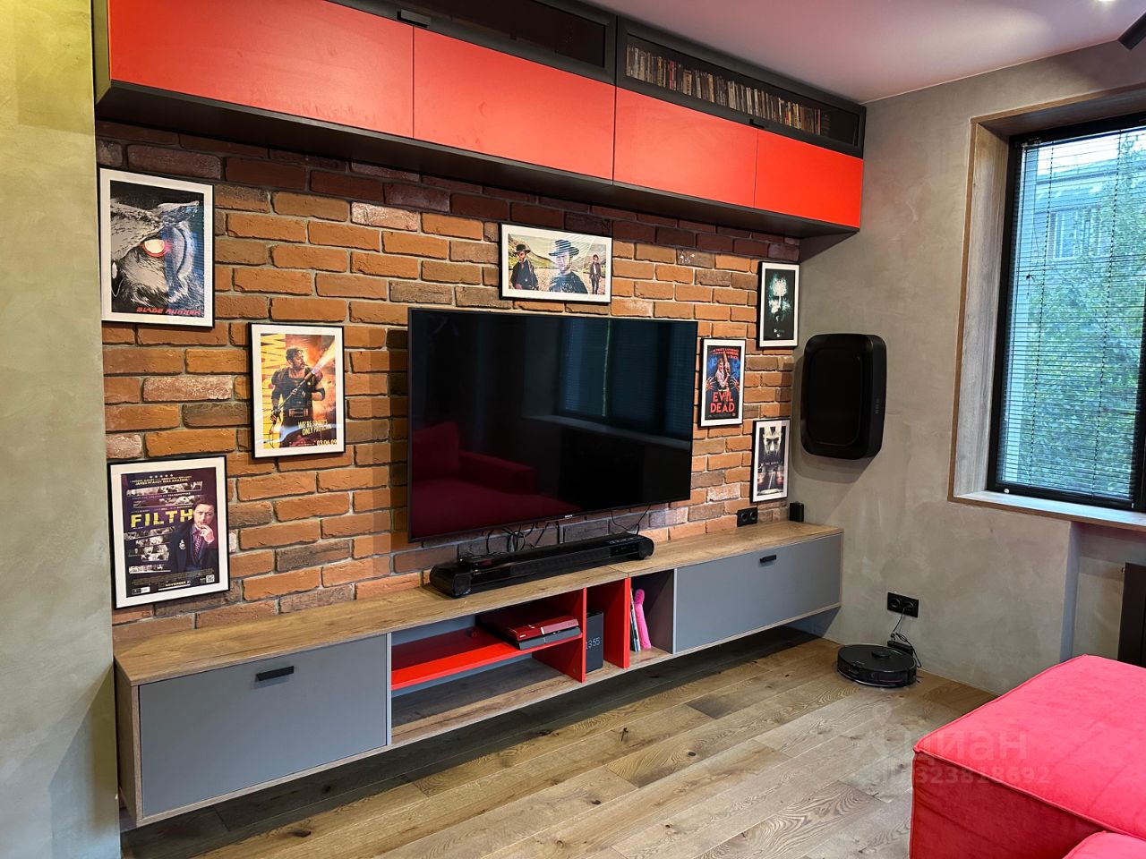 Продажа 3-комн квартиры на вторичном рынке улица Костикова, 5