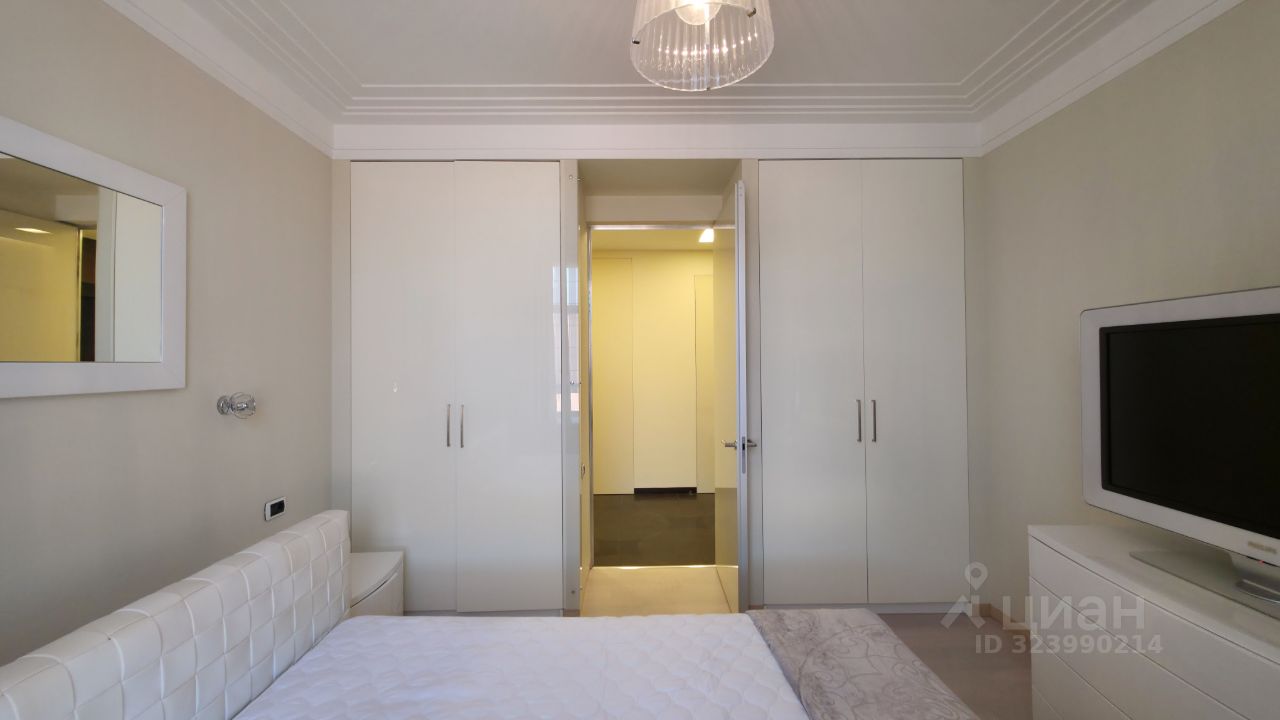 Продажа 3-комн квартиры на вторичном рынке проспект Мира, 103