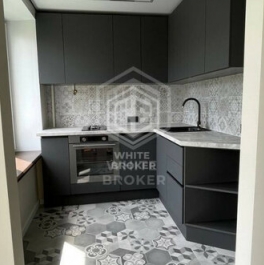 Продажа 2-комн квартиры на вторичном рынке улица Барклая,  д. 16 к3