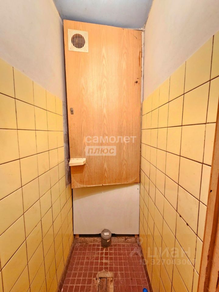 Продажа 2-комн квартиры на вторичном рынке пос. Назарьево, 18