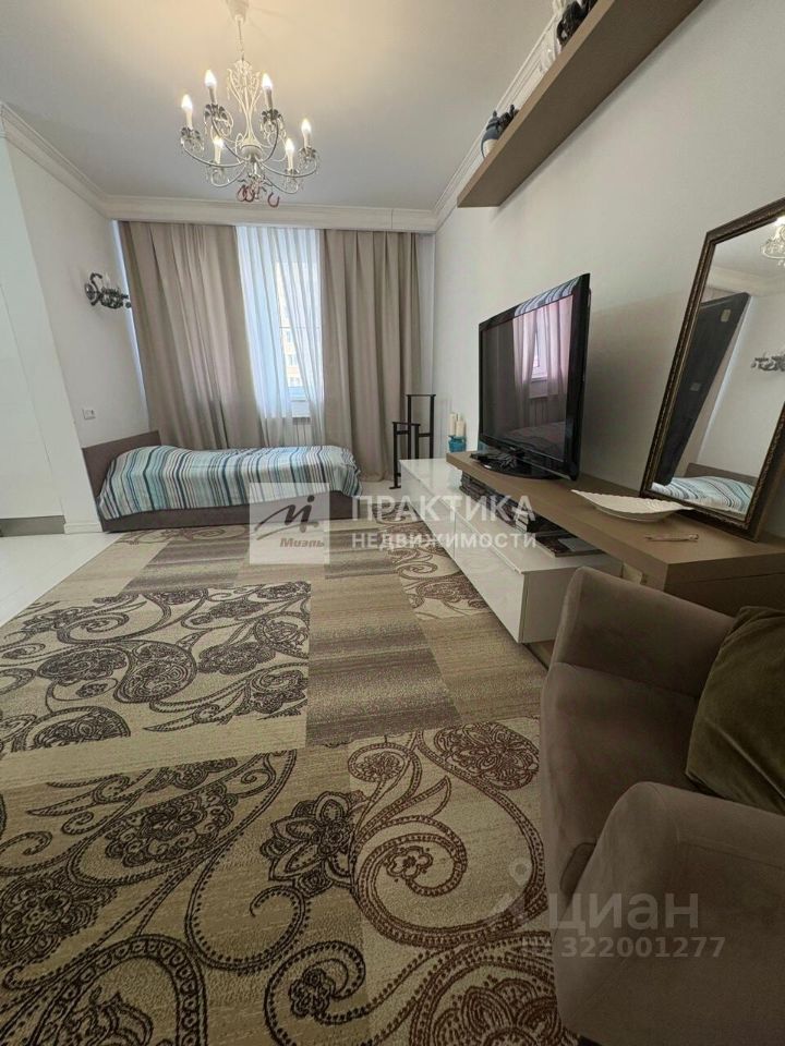 Продажа 2-комн квартиры на вторичном рынке Октябрьский пгт, улица Школьная, 1к2