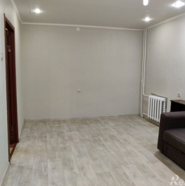 Продажа 1-комн квартиры на вторичном рынке Чекистов ул,  д. 38