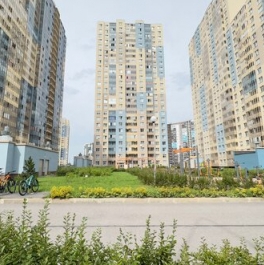 Продажа 1-комн квартиры на вторичном рынке Комендантский пр-кт,  д. 66,  к. 1 стр 1