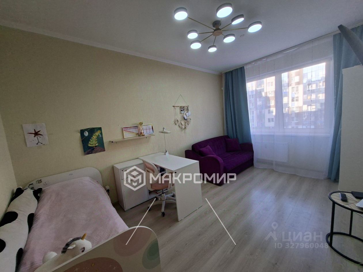 Продажа 1-комн квартиры на вторичном рынке пос. Янино-1, улица Ясная, 11