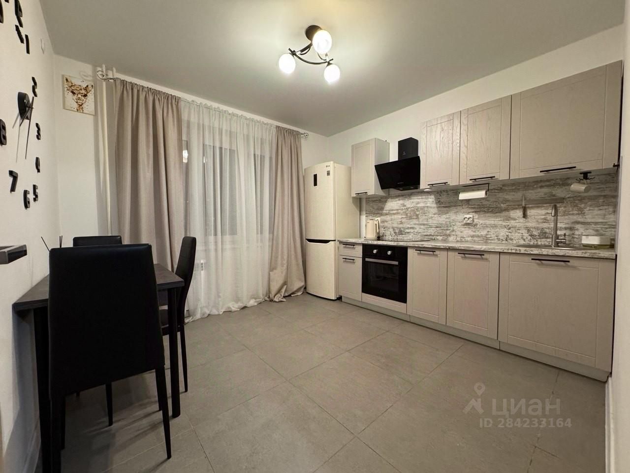 Аренда 1-комн квартиры на вторичном рынке Южная Битца ЖК, пос. Битца, бульвар Южный,  д. 5