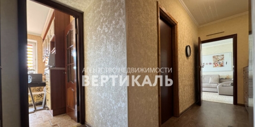 2-комн квартира Новгородская улица,  д. 27