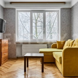 Продажа 2-комн квартиры на вторичном рынке Космонавтов пр-кт,  д. 90
