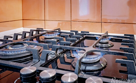 Продажа 3-комн квартиры на вторичном рынке Стачек пр-кт,  д. 212