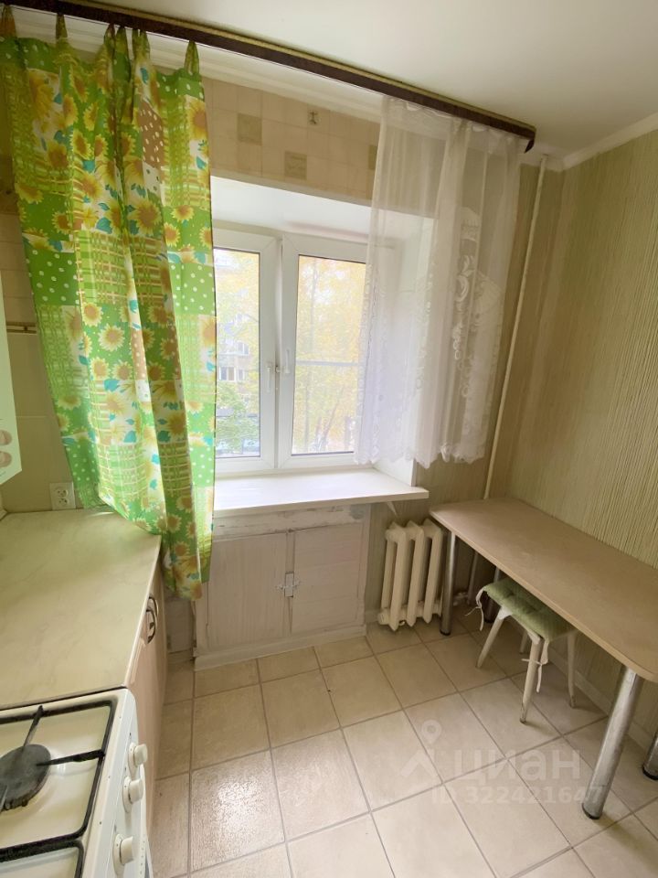 Продажа 1-комн квартиры на вторичном рынке Климовск мкр, улица Западная,  д. 9