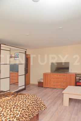 Продажа 2-комн квартиры на вторичном рынке Подводника Кузьмина ул,  д. 24