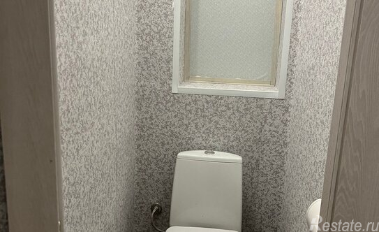 Продажа 2-комн квартиры на вторичном рынке Краснопутиловская улица,  д. 100