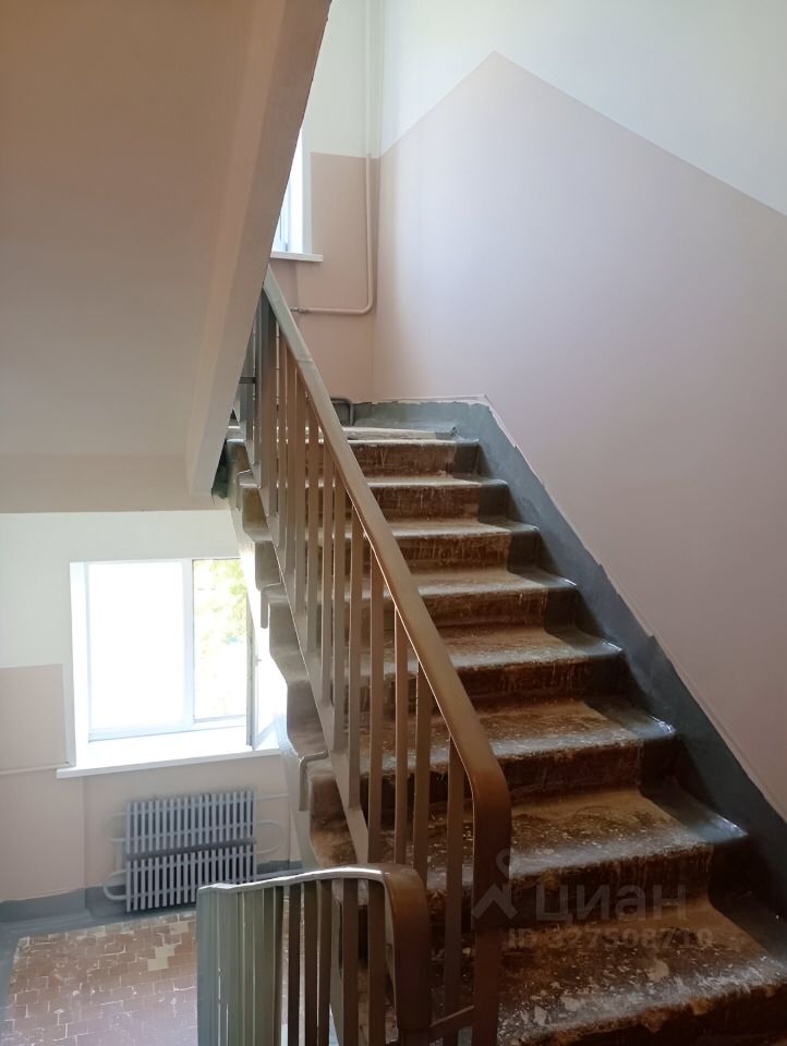 Продажа 3-комн квартиры на вторичном рынке Коломна, проспект Кирова, 30