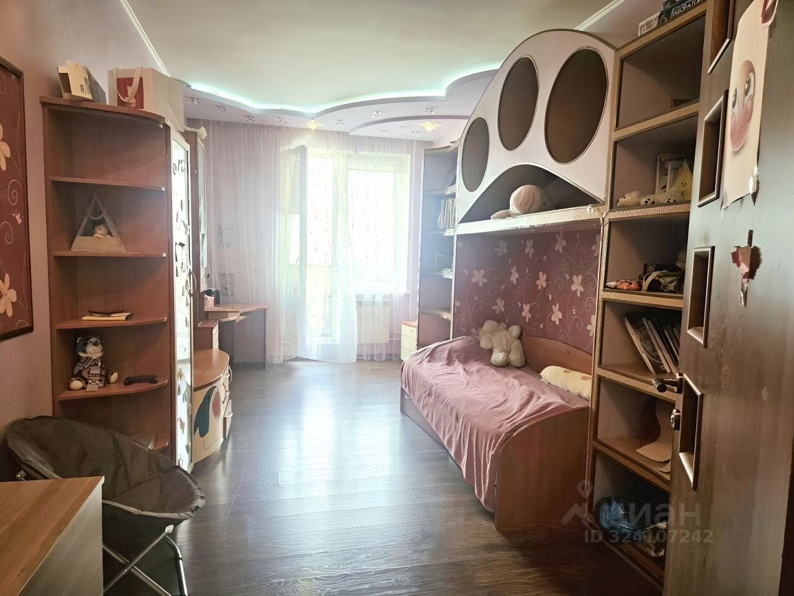 Продажа 3-комн квартиры на вторичном рынке Ивантеевка, улица Толмачева, 1/2