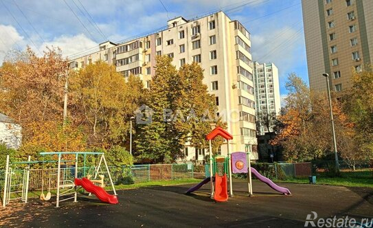 Продажа 4-комн квартиры на вторичном рынке Черемушкинская Б. ул,  д. 20,  к. 3