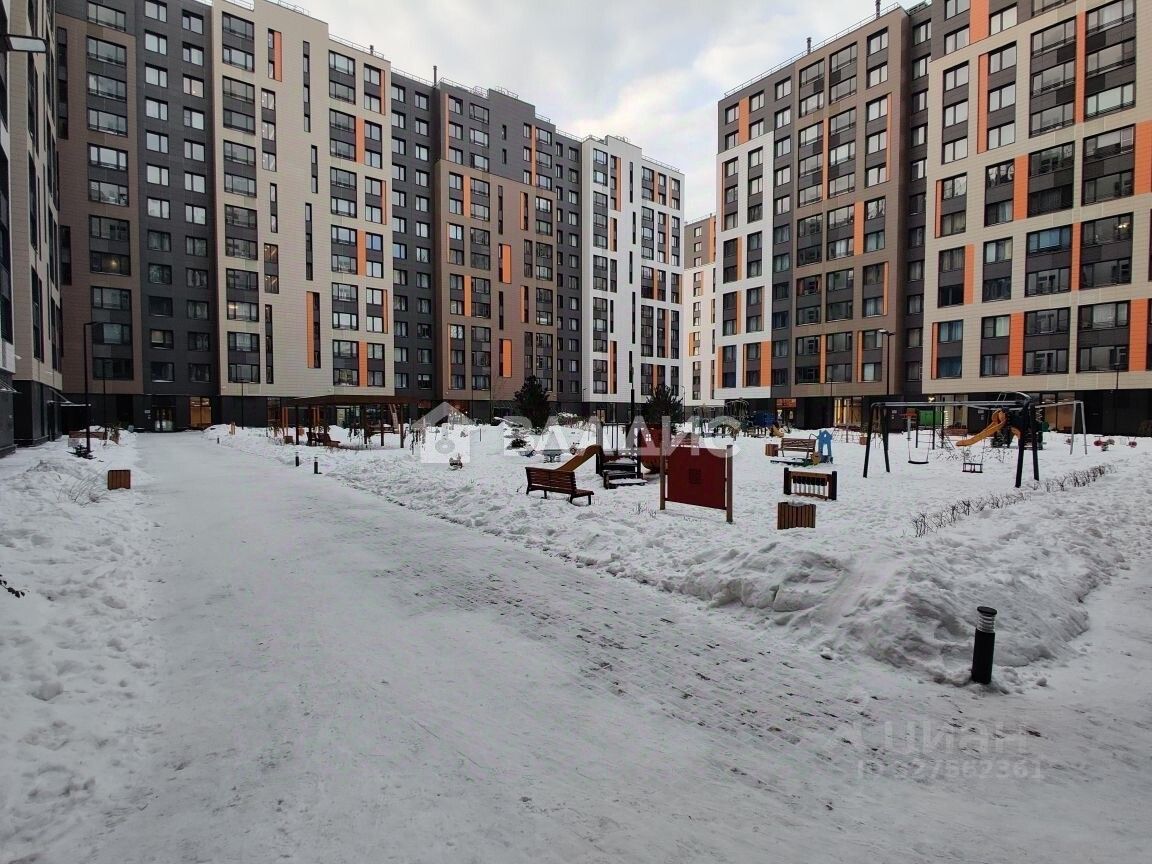 Продажа 1-комн квартиры на вторичном рынке Новолитовская улица, 10