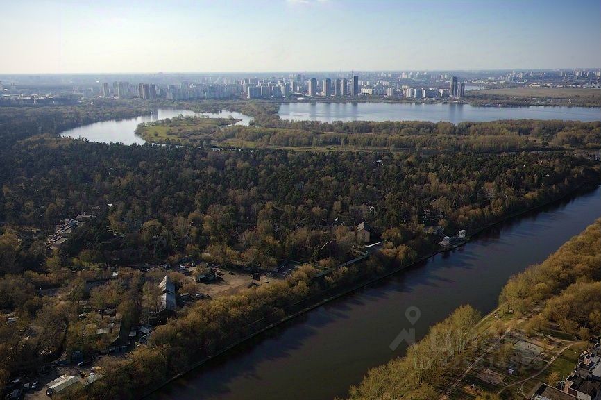 Продажа 6-комн квартиры на вторичном рынке проспект Маршала Жукова, 76к2