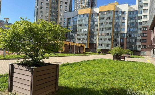 Продажа 3-комн квартиры на вторичном рынке Среднерогатская улица,  д. 9