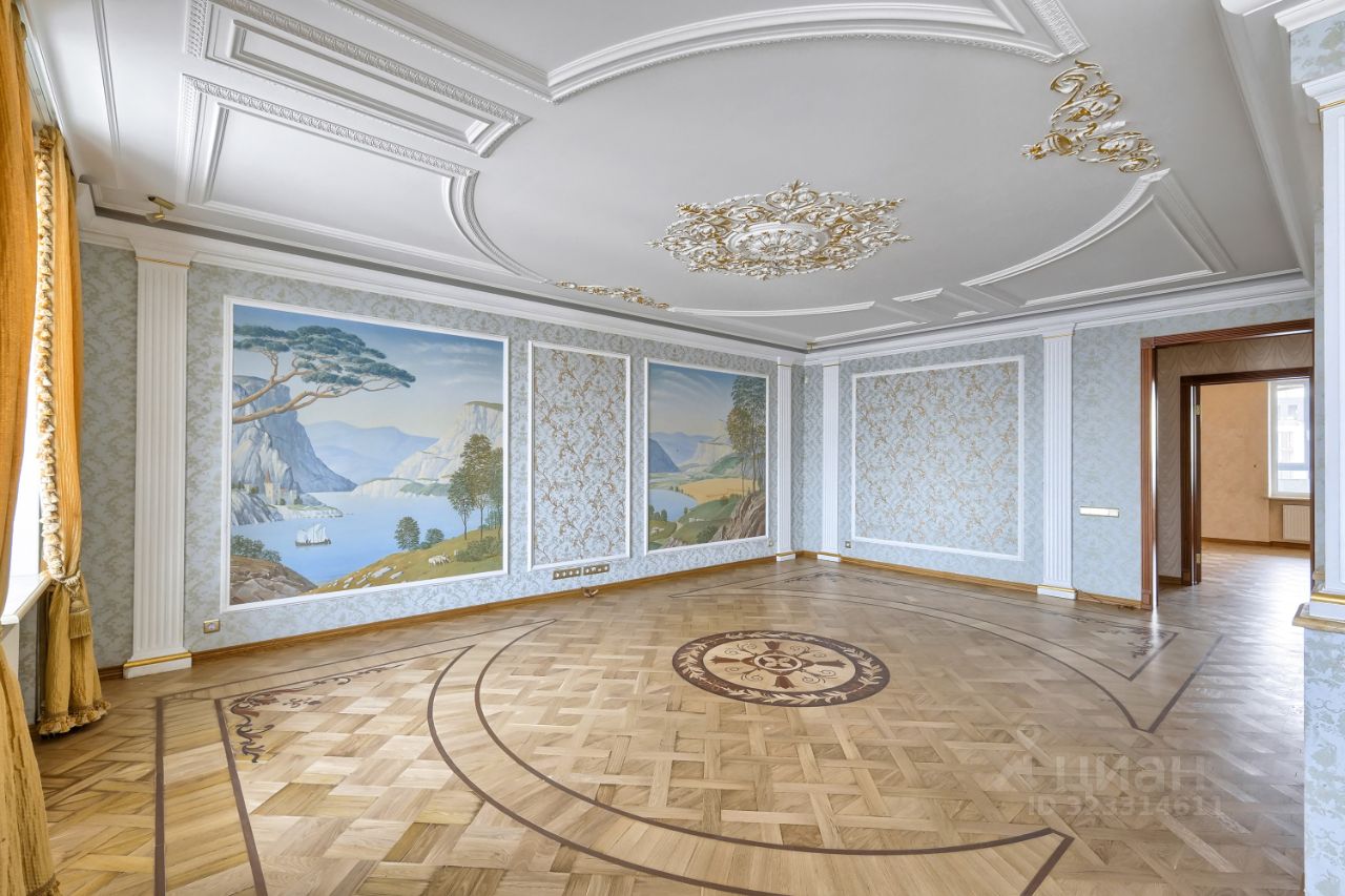 Продажа 4-комн квартиры на вторичном рынке Капитанская улица, 4