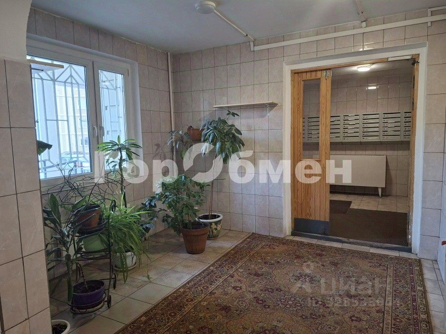 Продажа 2-комн квартиры на вторичном рынке Химки, улица Горшина, 9к2