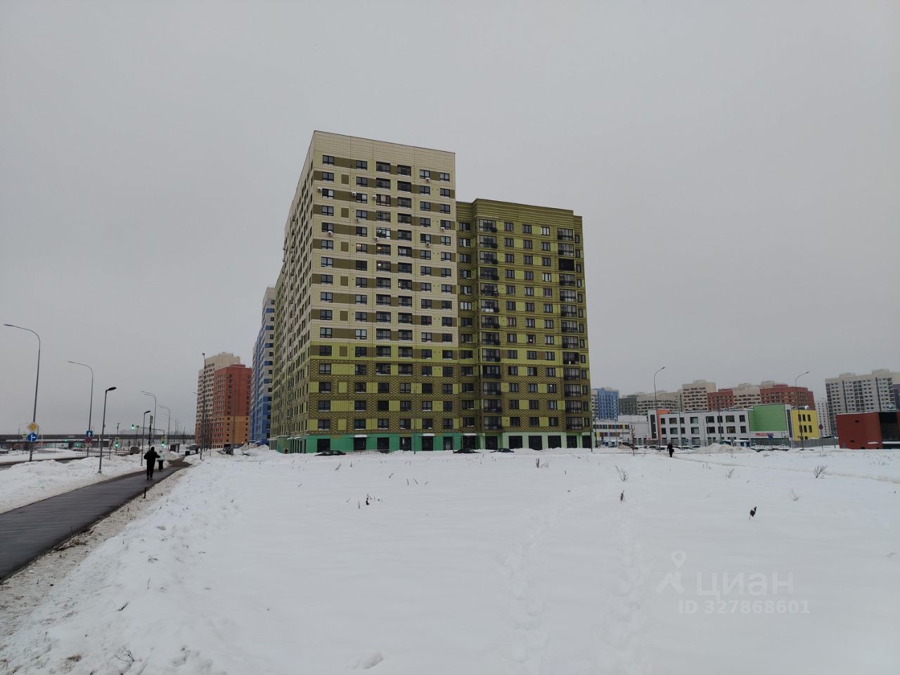 Продажа 4-комн квартиры на вторичном рынке улица Маресьева, 10к1