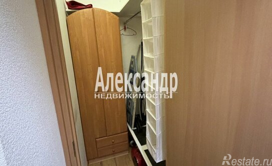 Продажа 1-комн квартиры на вторичном рынке Туристская ул,  д. 10 к1