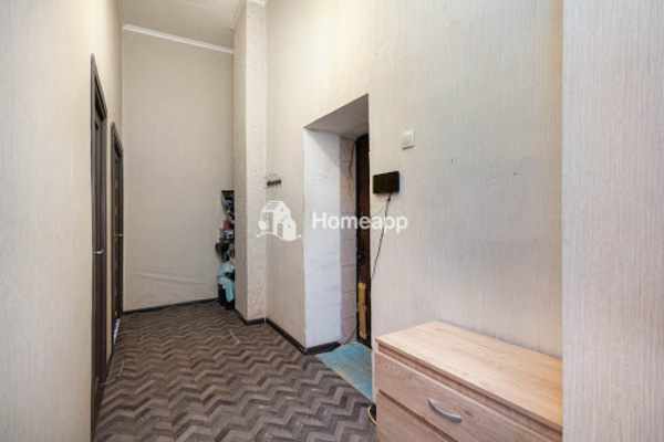 Продажа 2-комн квартиры на вторичном рынке Большие Каменщики ул,  д. 17