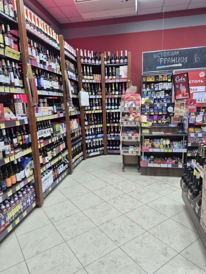 Продажа торгового помещения пр-кт Магеллана,  д. 2
