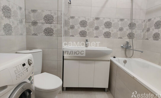 Продажа 1-комн квартиры на вторичном рынке Лобня, ул Колычева,  д. 2