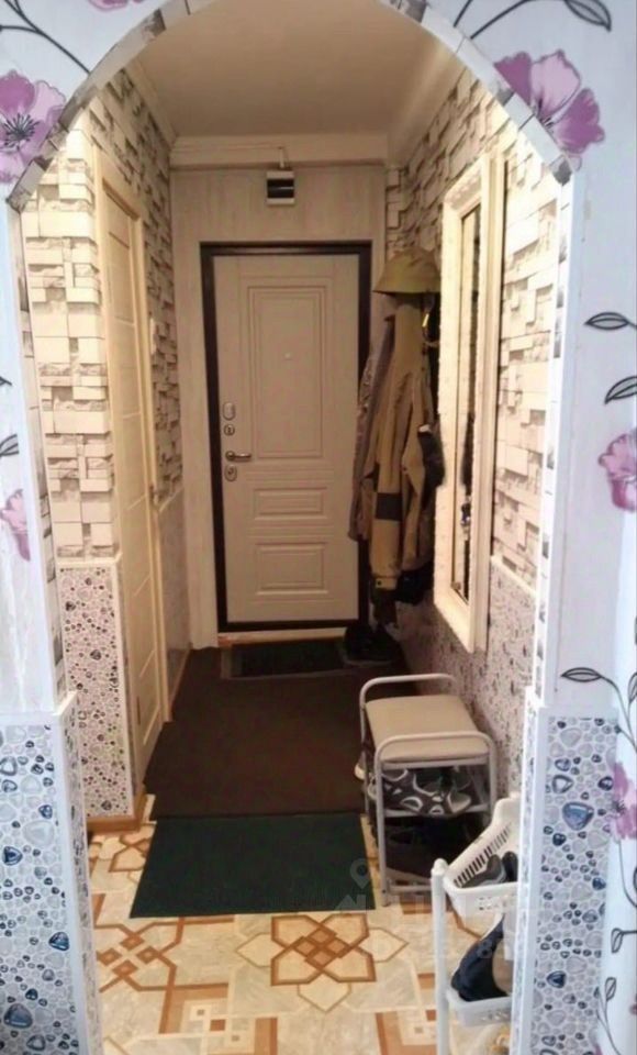 Продажа 2-комн квартиры на вторичном рынке Ивангород, улица Садовая, 2