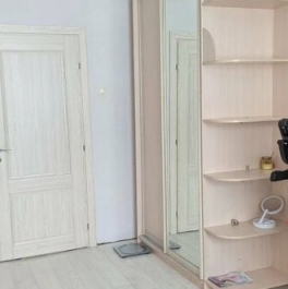 Продажа 3-комн квартиры на вторичном рынке Большевиков пр-кт,  д. 73 к1