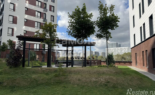 Продажа 3-комн квартиры на вторичном рынке ул Сервантеса,  д. 3,  к. 3