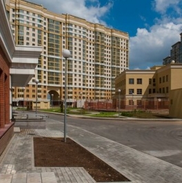 Продажа 2-комн квартиры на вторичном рынке Мосфильмовская улица,  д. 88 к2