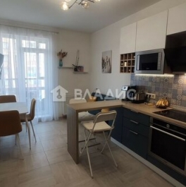 Продажа 2-комн квартиры на вторичном рынке Бугры, ул Шекспира,  д. 3