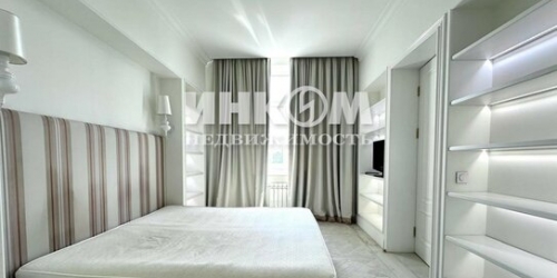 2-комн квартира улица Маршала Рыбалко,  д. 1