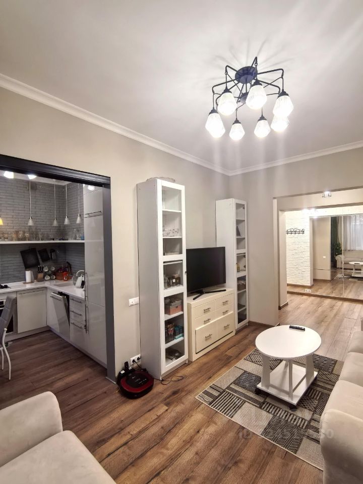 Продажа 3-комн квартиры на вторичном рынке Часовая улица, 23/8к1