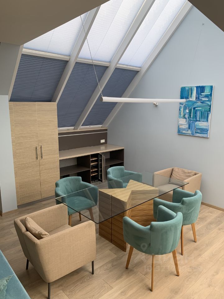 Аренда 4-комн квартиры на вторичном рынке Лиговский проспект, 123