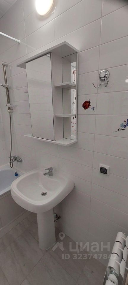 Аренда 2-комн квартиры на вторичном рынке улица Кварцевая, 4к4