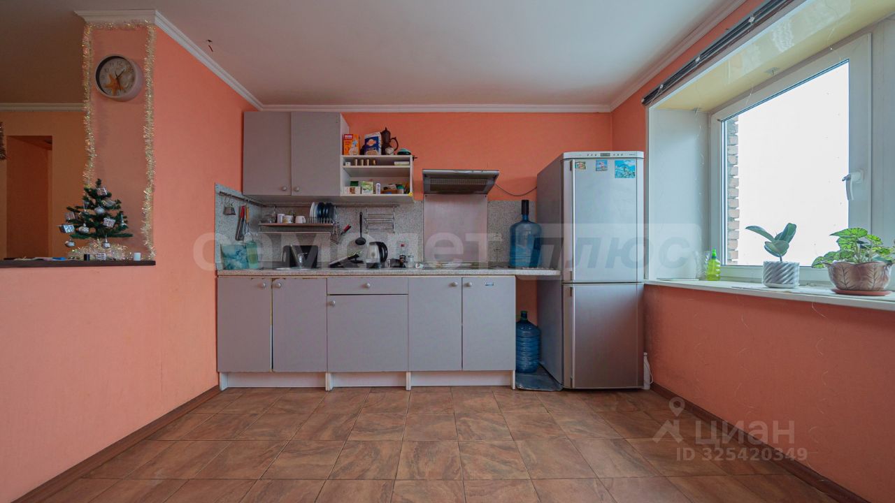 Продажа 2-комн квартиры на вторичном рынке Наро-Фоминск, улица Маршала Г.К. Жукова, 13