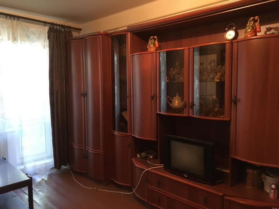 Продажа 2-комн квартиры на вторичном рынке Колпино г, Пролетарская ул ,  д. 105